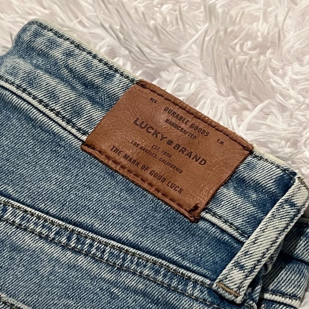 Lucky Brand Light Blue Distressed Skinny Jeans